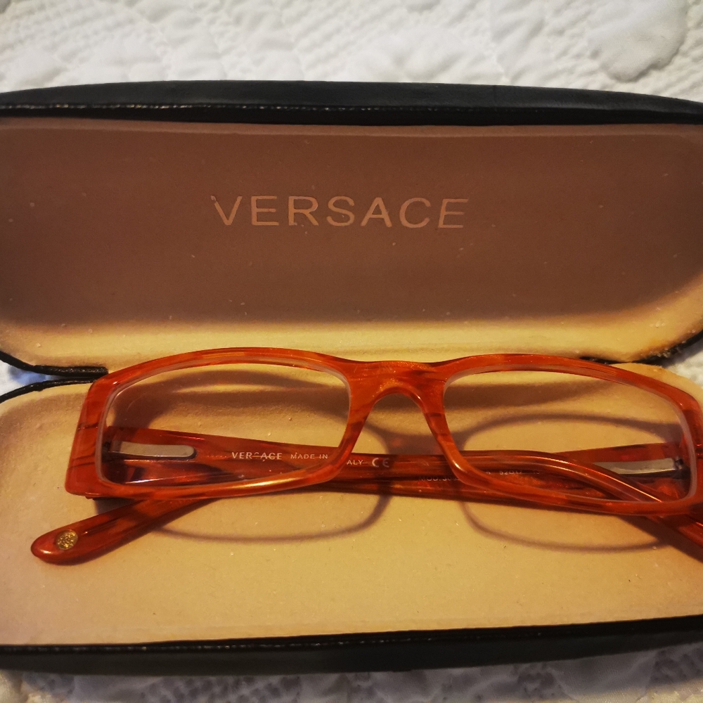 Eyeglasses
